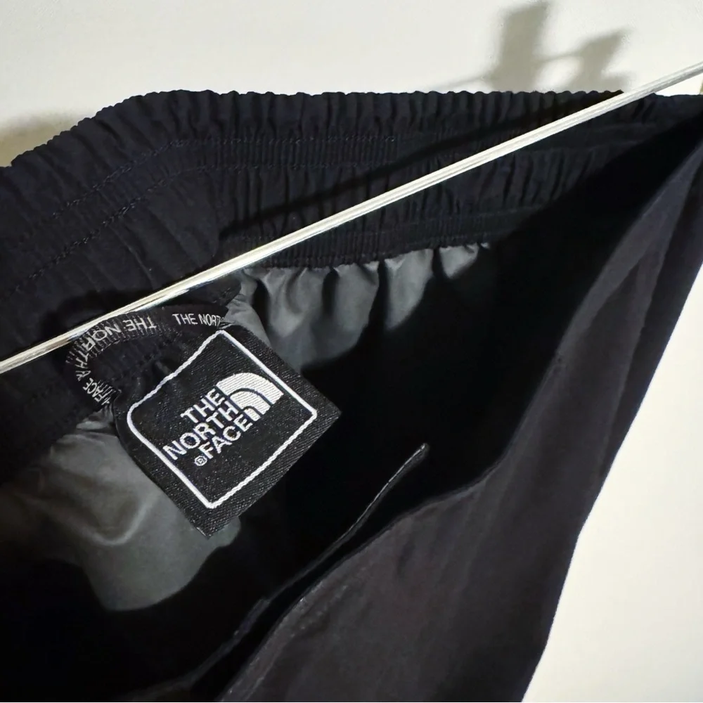 The North Face - Black Gore-Tex Waterproof Pants